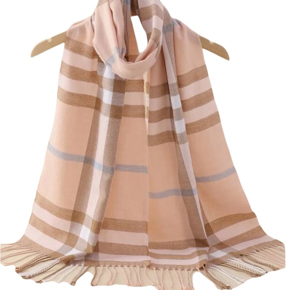 Fringe Hem Color Block Scarf - Picture 4 of 7